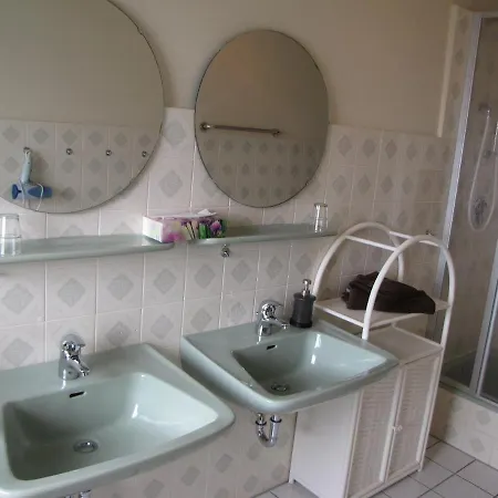 Strandhotel-najade ホテル 2*