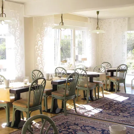 Strandhotel-najade 2* ボルクム