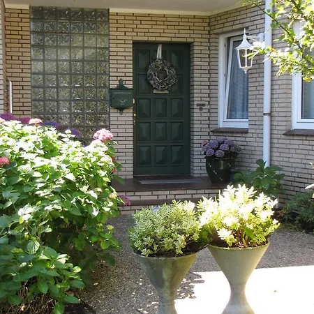 Strandhotel-najade ホテル