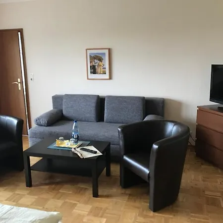 Strandhotel-najade ホテル 2*